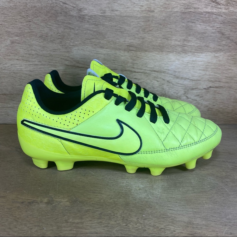 Nike Tiempo Rio II FG Fluorescent Yellow Black Youth SZ 3/3.5 Soccer Cleats
